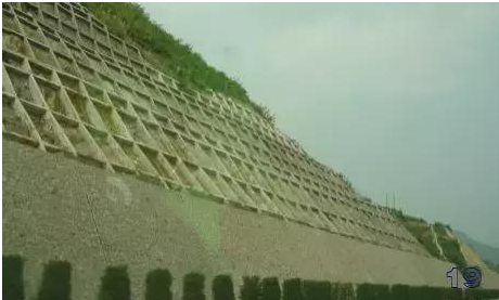 公路路基路面設計體會，滿滿的都是不能疏忽的細節！
